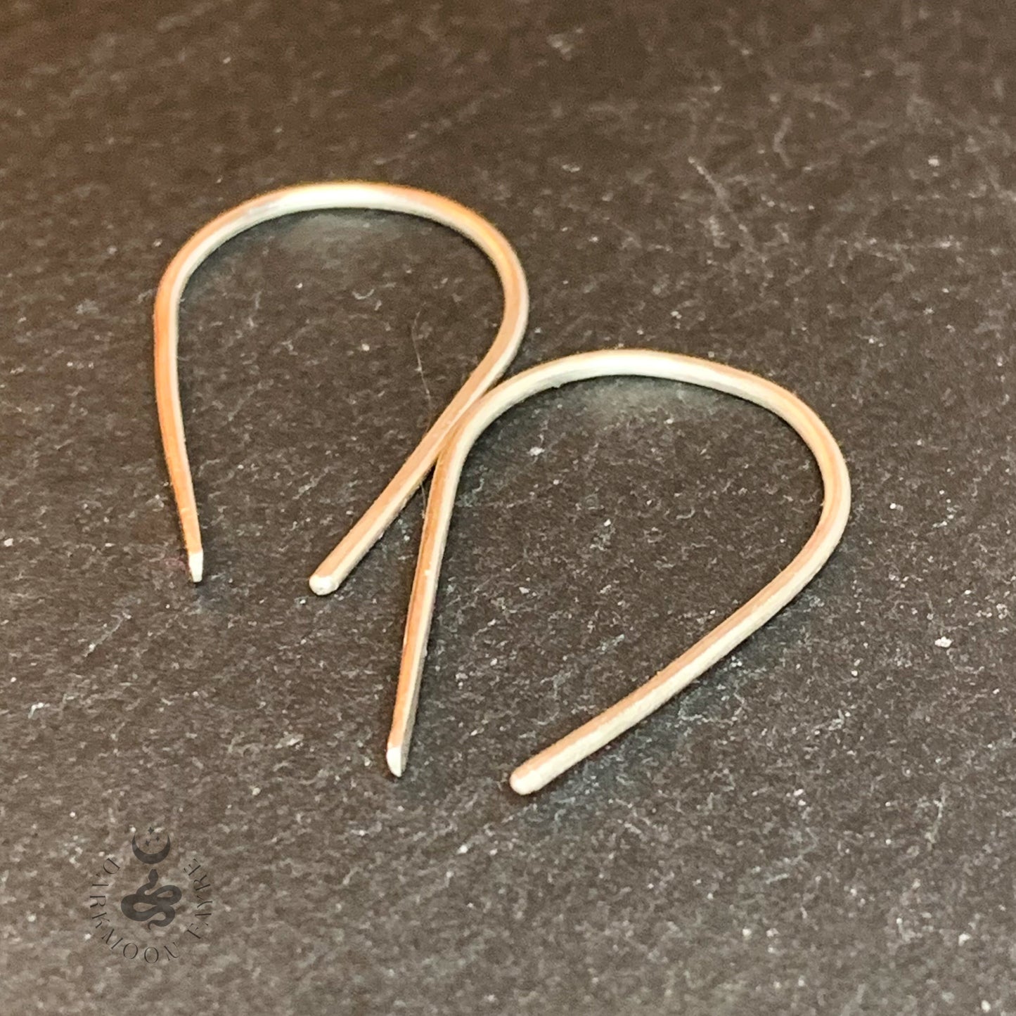 Hand Forged Minimalist Horseshoe Threader Earrings In 925 Sterling Silver - Darkmoon Fayre