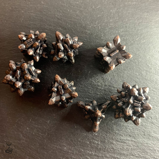 DnD 7 Dragon Spikes Ancient Copper Crystalline Shaped Solid Heavy Metal Polyhedral Dice Set With A Fairtrade Cotton Storage Pouch - Darkmoon Fayre