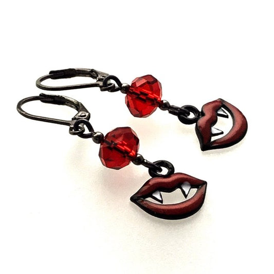 Love At First Bite Earrings. Vampire Lips & Fangs. Blood Red Glass Beads. Gunmetal. Halloween - Darkmoon Fayre