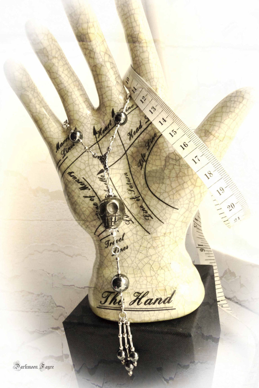 Day Of The Dead Necklace. Skull Rosary. Día de los Muertos. Hand Wired Silver Hematite Rosary Chain - Darkmoon Fayre