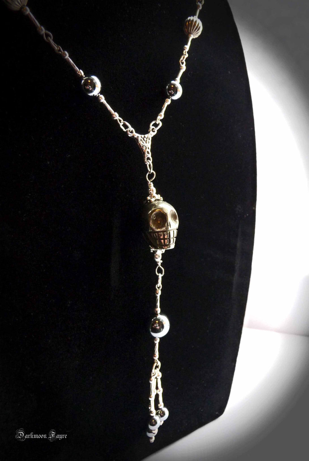 Day Of The Dead Necklace. Skull Rosary. Día de los Muertos. Hand Wired Silver Hematite Rosary Chain - Darkmoon Fayre