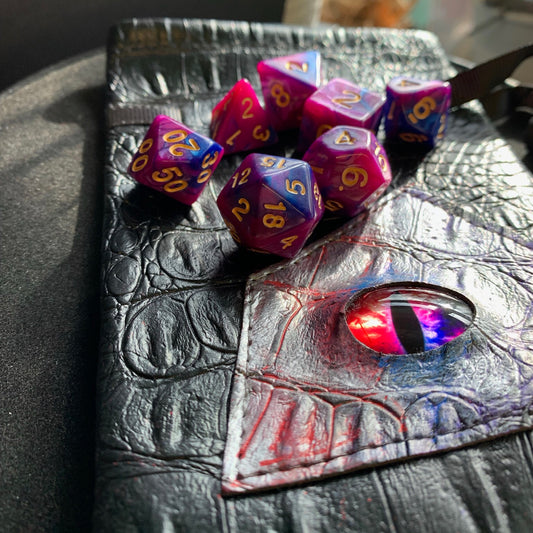 Purple Blue Pearlescent DnD 7 Dice Set And Hand Painted Dragon Eye Pouch Set In Vegan Leather - Darkmoon Fayre